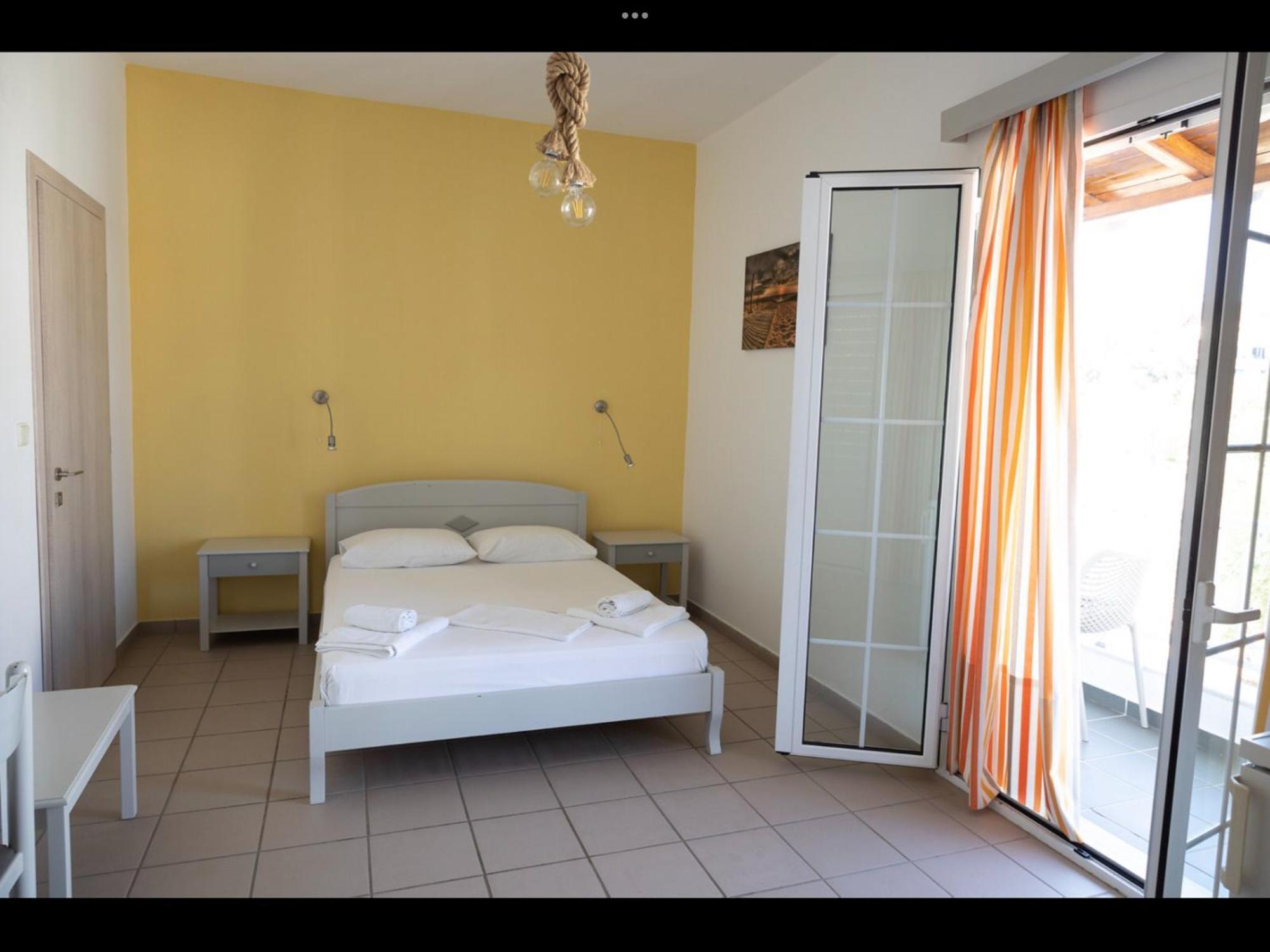 Papoulias Rooms Elafonissos Exteriör bild