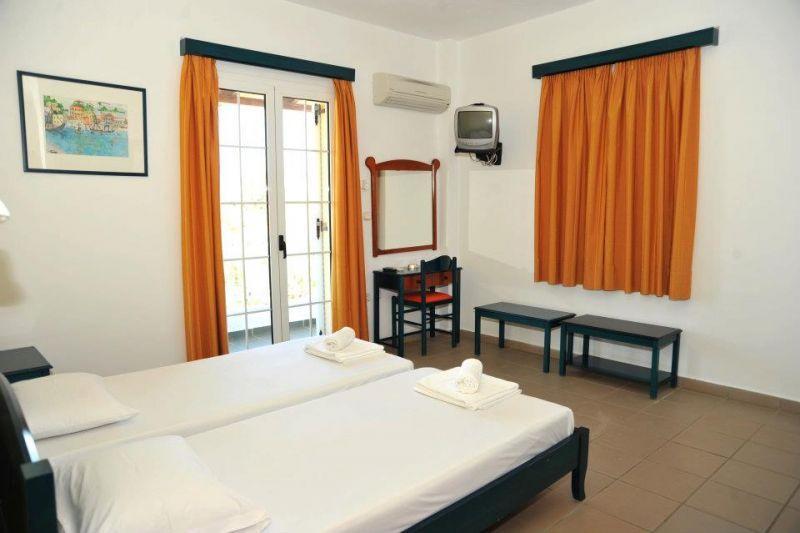 Papoulias Rooms Elafonissos Rum bild