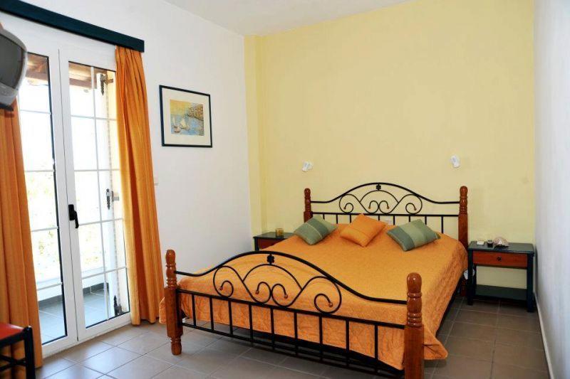 Papoulias Rooms Elafonissos Rum bild